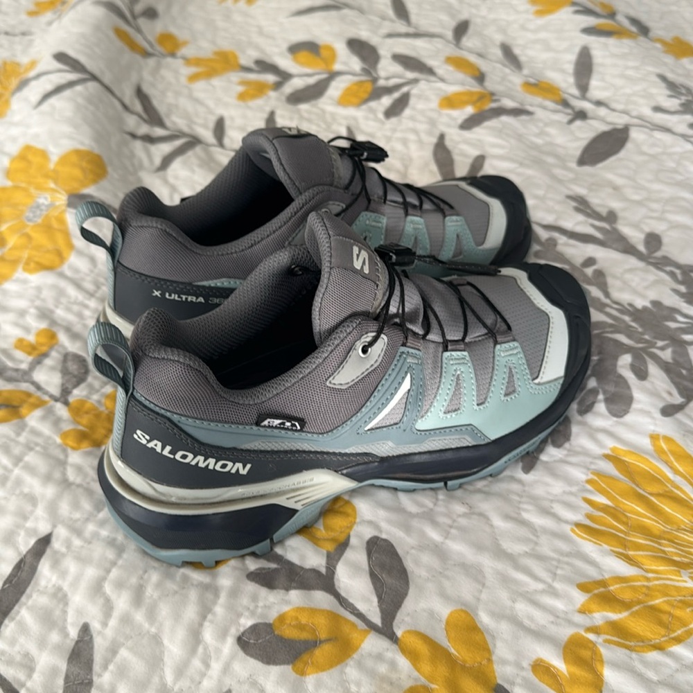 Salomon hiking sneakers